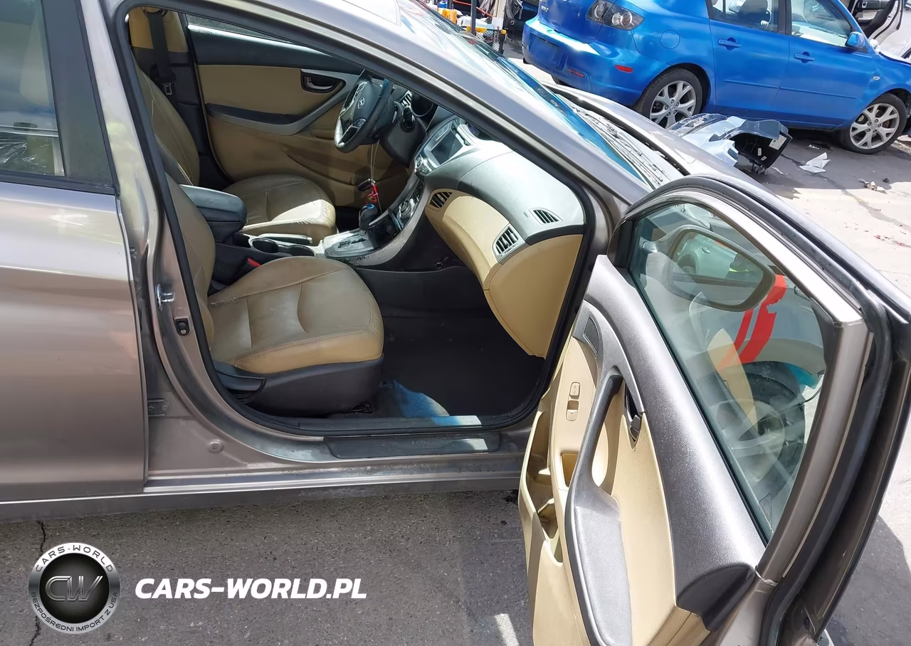 2012 Hyundai Elantra Limited VIN:5NPDH4AE5CH097411 - 5