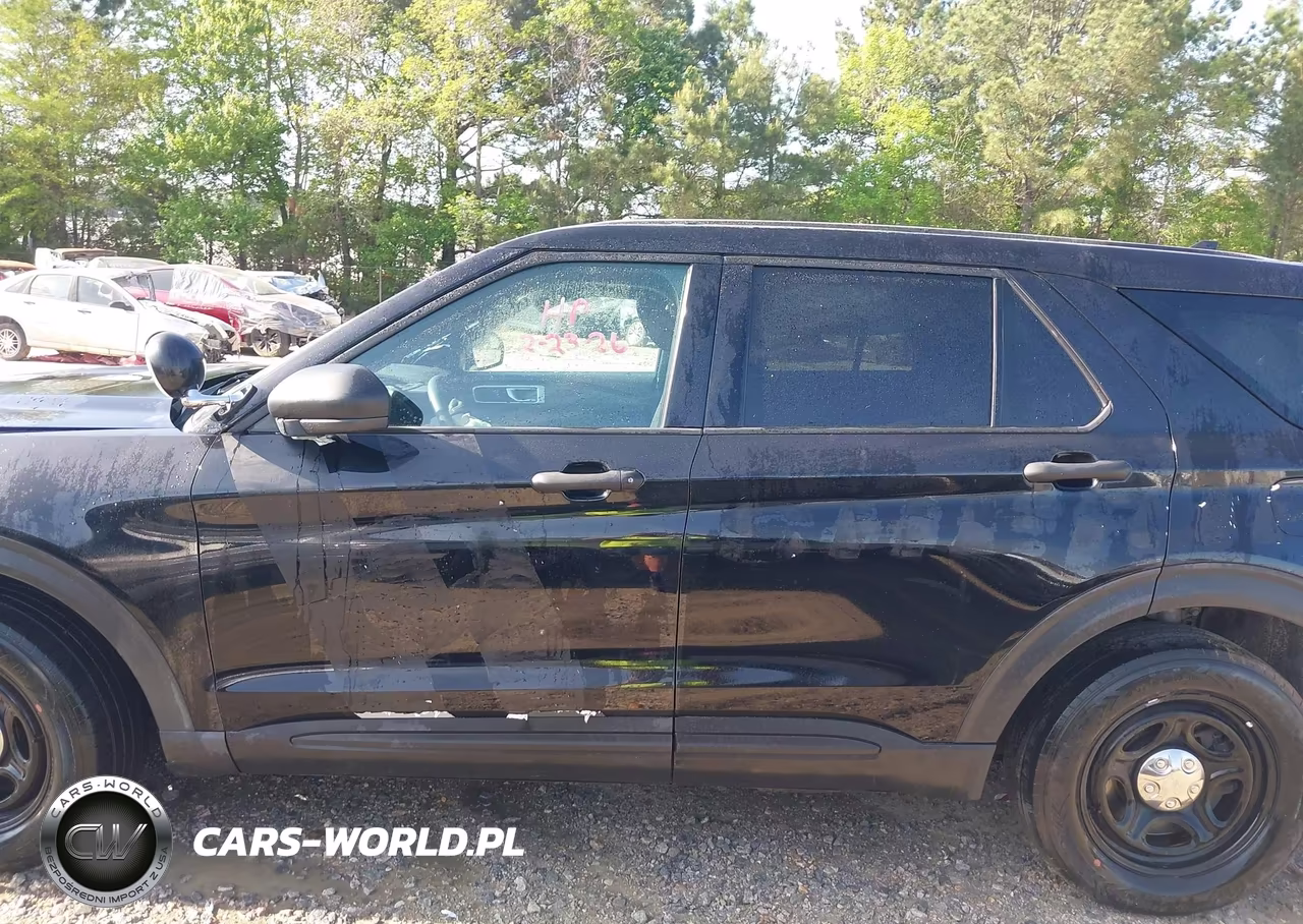 2020 Ford Police Interceptor Utility VIN:1FM5K8ABXLGD07973 - 14