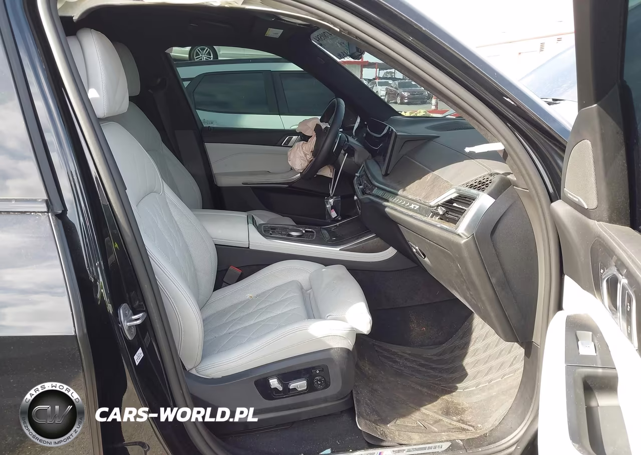2025 BMW X7 xDrive40I VIN:5UX23EM09S9Z94099 - 5