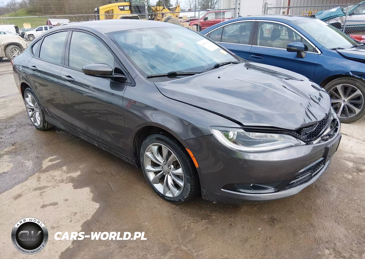 2015 Chrysler 200 S