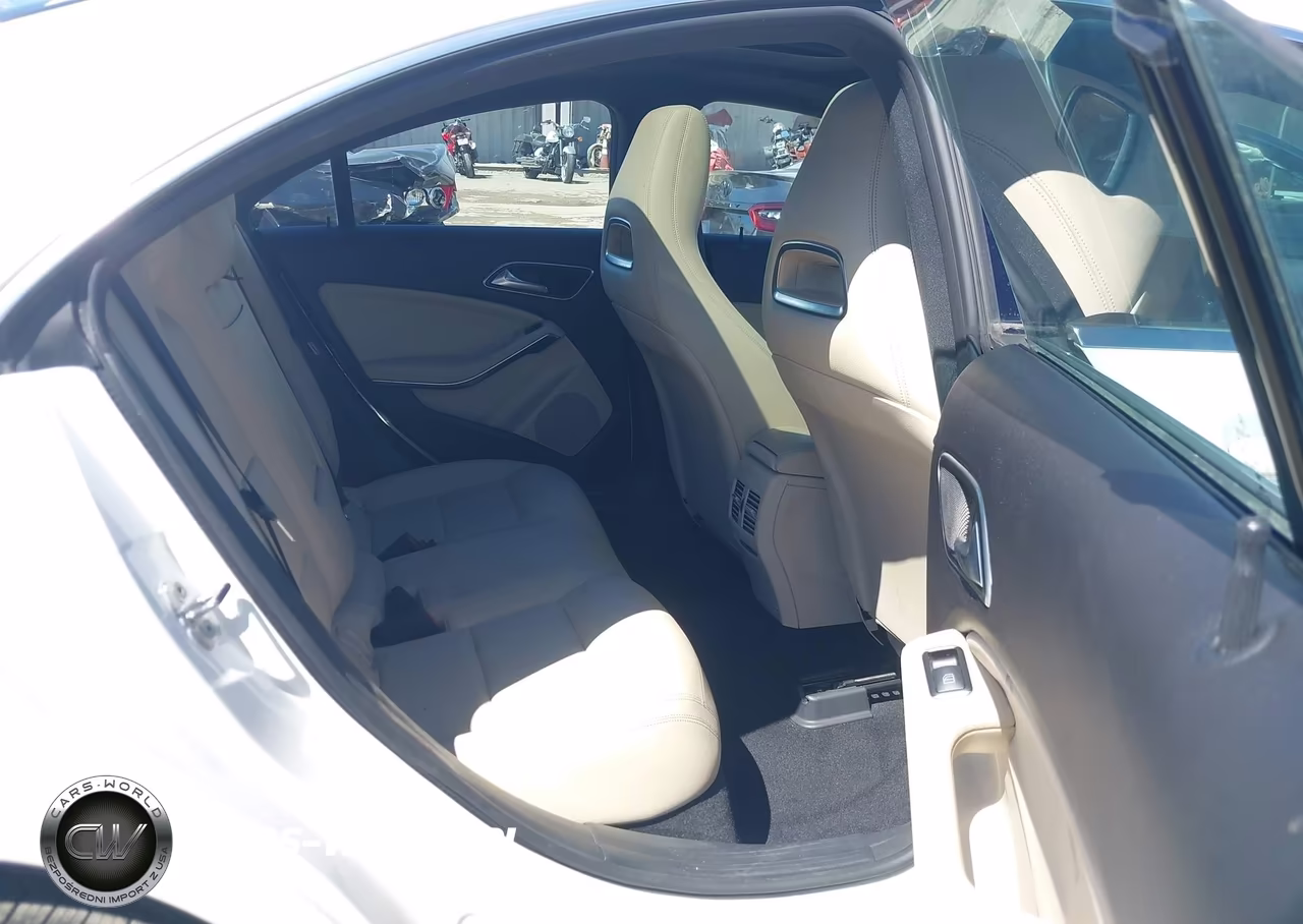 2019 Mercedes-Benz Cla 250 VIN:WDDSJ4EB9KN722053 - 8