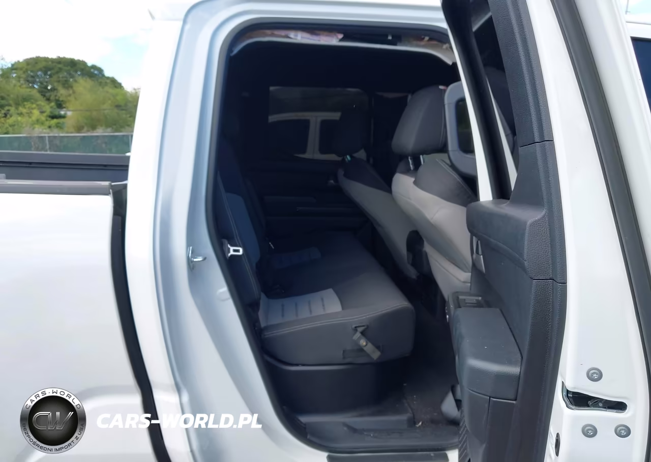 2025 Toyota Tacoma Sr5 VIN:3TYLB5JN3ST070322 - 8