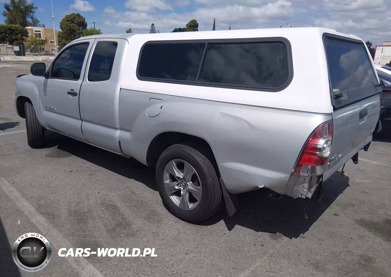2010 Toyota Tacoma VIN:5TETX4CN0AZ711772 - 3