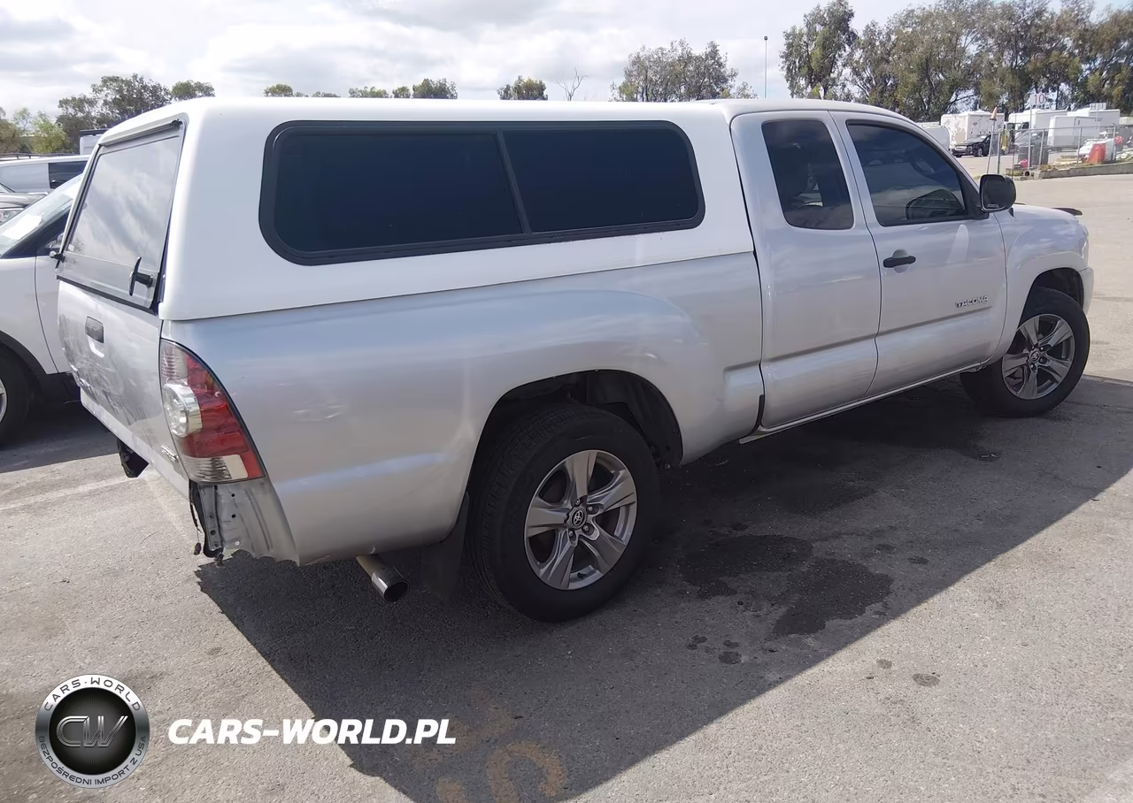 2010 Toyota Tacoma VIN:5TETX4CN0AZ711772 - 4