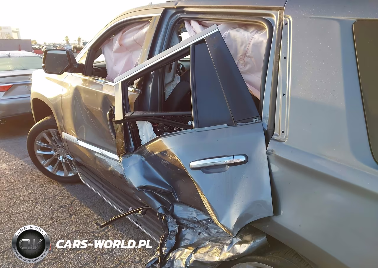 2019 Cadillac Escalade Luxury VIN:1GYS3BKJ9KR101497 - 19