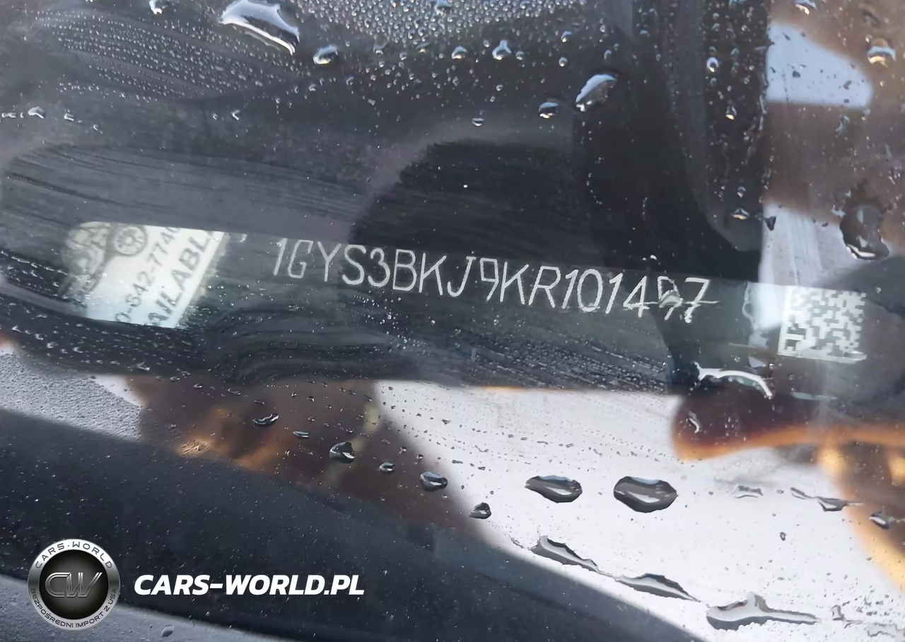 2019 Cadillac Escalade Luxury VIN:1GYS3BKJ9KR101497 - 9
