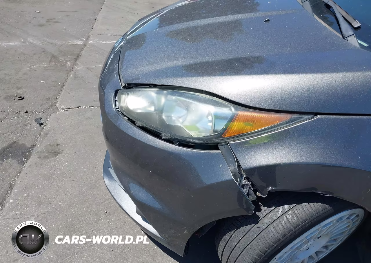 2018 Ford Fiesta St VIN:3FADP4GX7JM121846 - 17