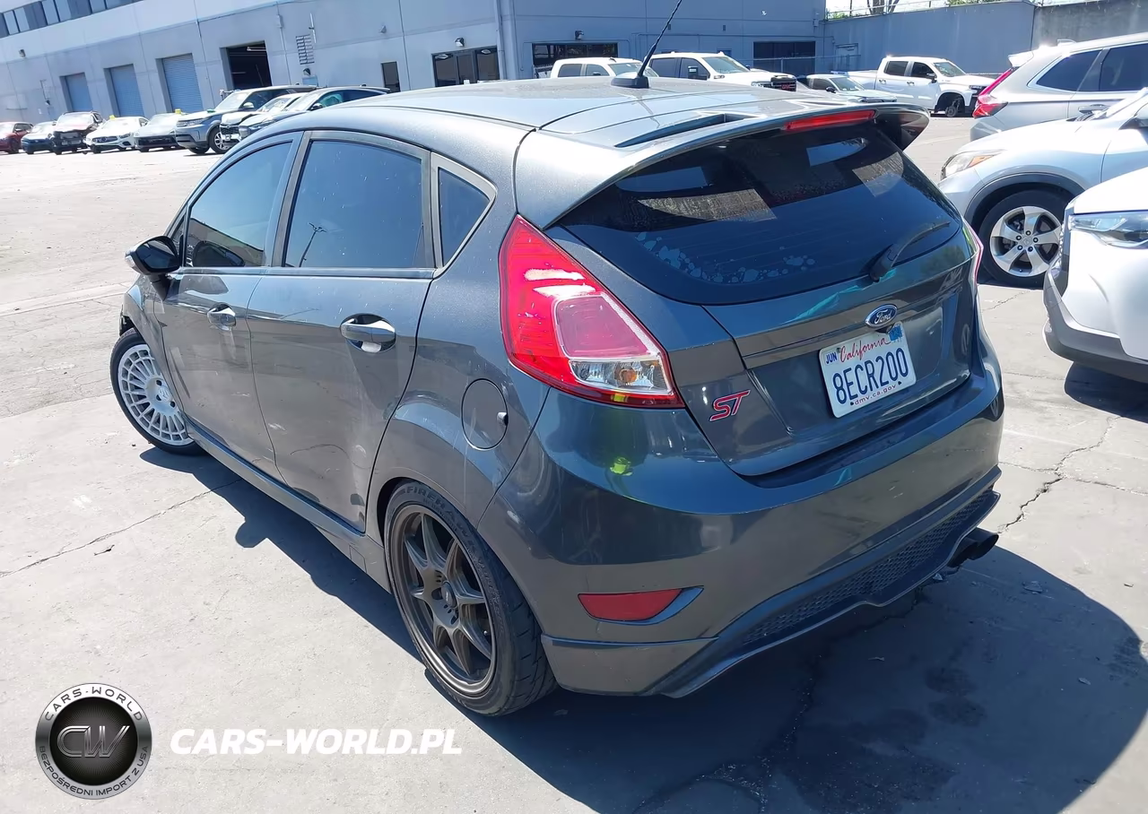 2018 Ford Fiesta St VIN:3FADP4GX7JM121846 - 3