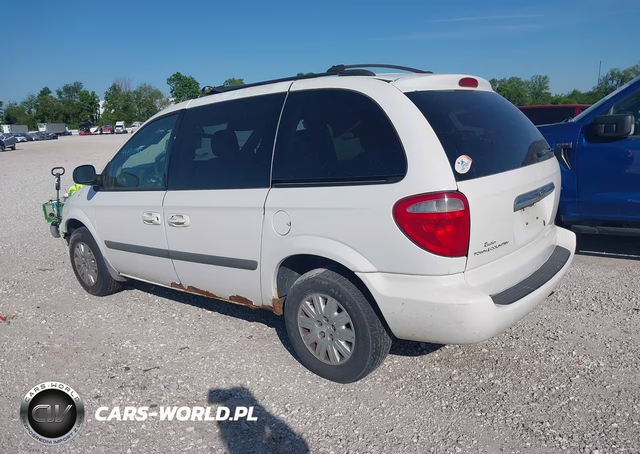 2006 Chrysler Town & Country VIN:1A4GP45R26B760933 - 3