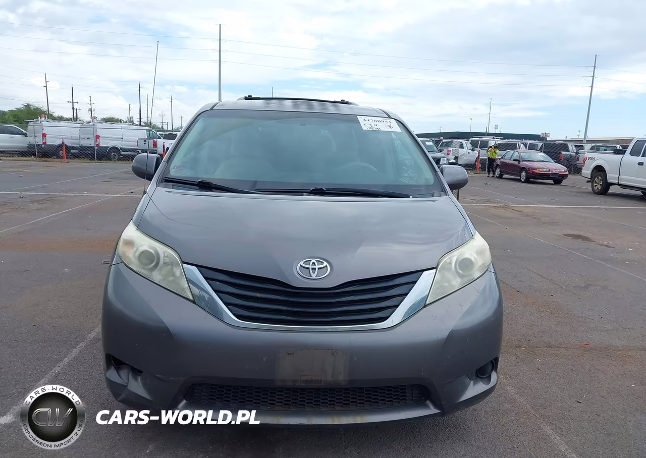 2011 Toyota Sienna Le V6-Le V6 Auto Access Seat VIN:5TDKK3DC1BS064217 - 6