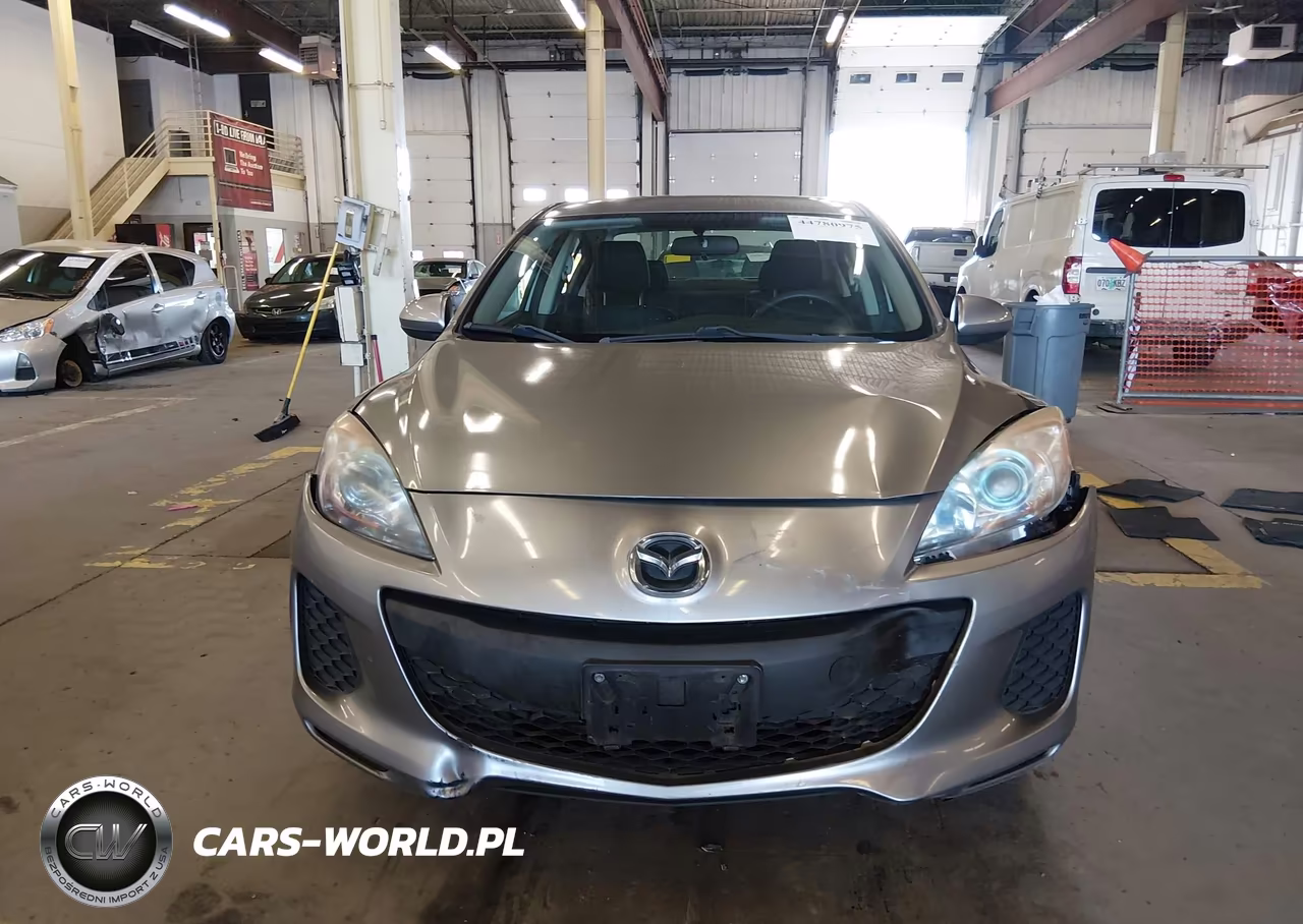2012 Mazda Mazda3 I Touring VIN:JM1BL1V81C1570849 - 12