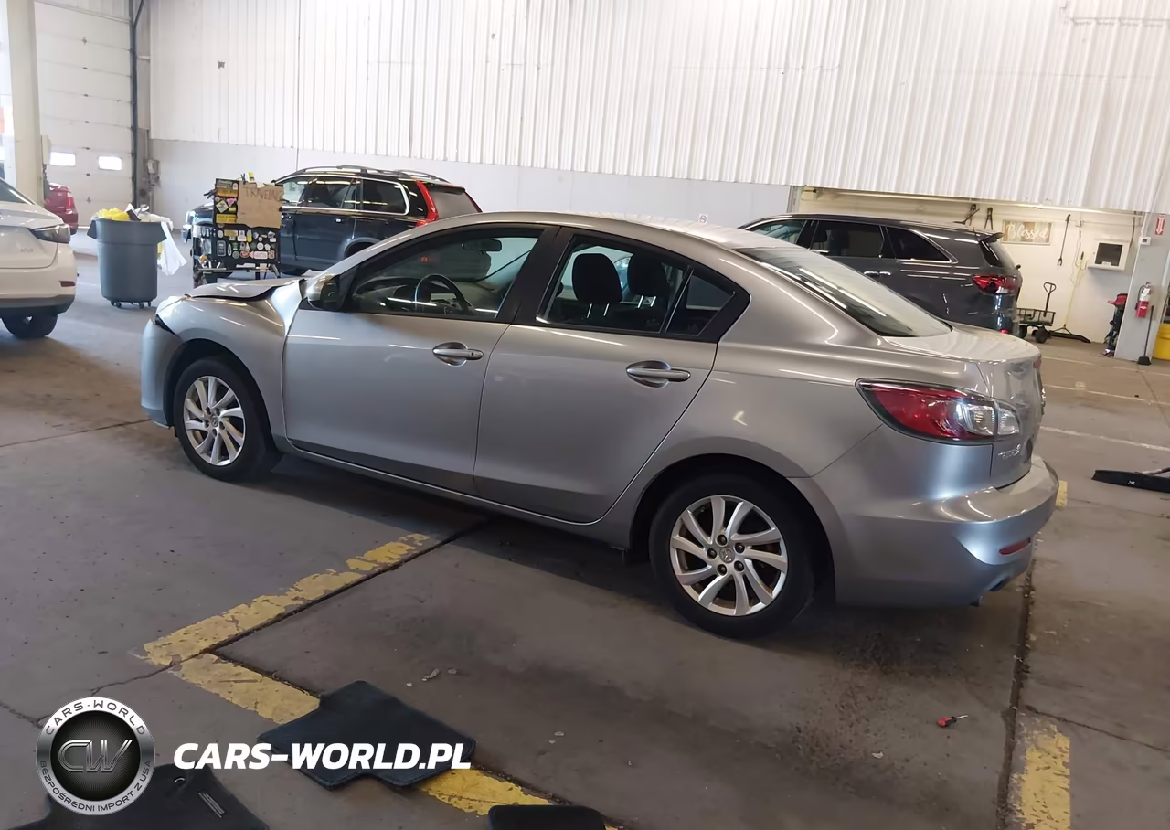 2012 Mazda Mazda3 I Touring VIN:JM1BL1V81C1570849 - 3