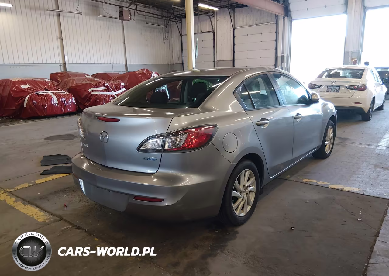 2012 Mazda Mazda3 I Touring VIN:JM1BL1V81C1570849 - 4