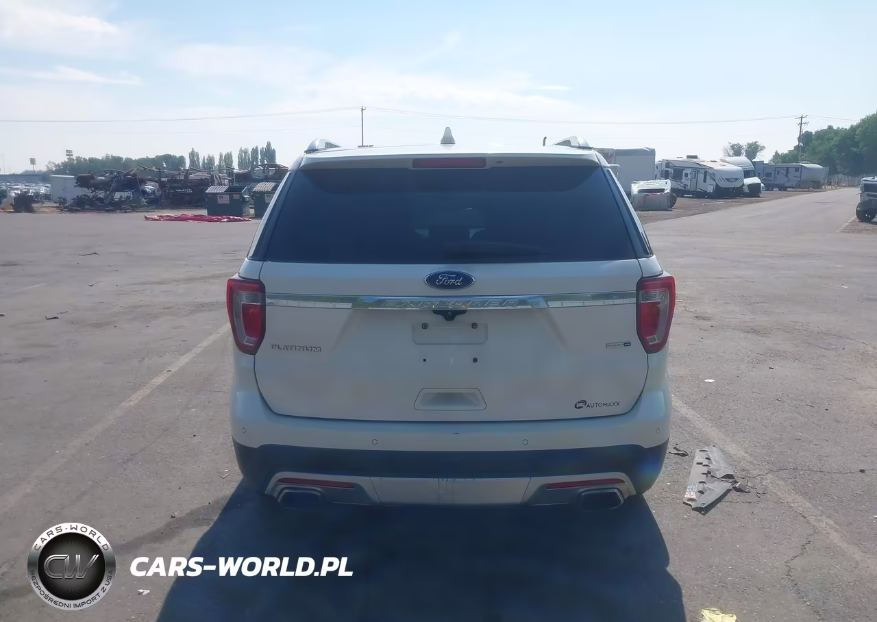 2017 Ford Explorer Platinum VIN:1FM5K8HT7HGC05830 - 16