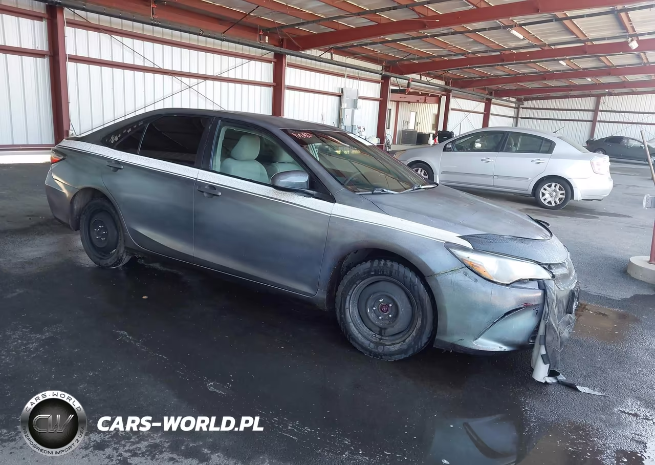 2016 Toyota Camry Le