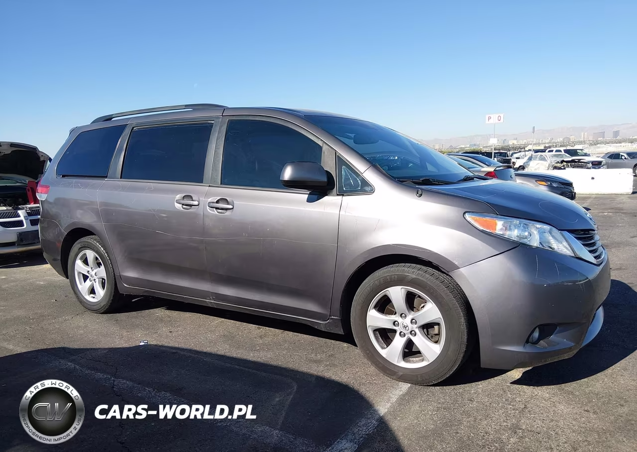 2013 Toyota Sienna Le V6 8 Passenger VIN:5TDKK3DC3DS338312 - 13