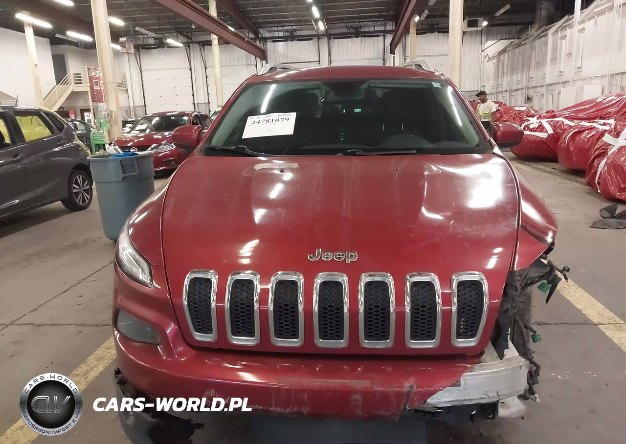 2015 Jeep Cherokee Latitude VIN:1C4PJLCB4FW694725 - 13