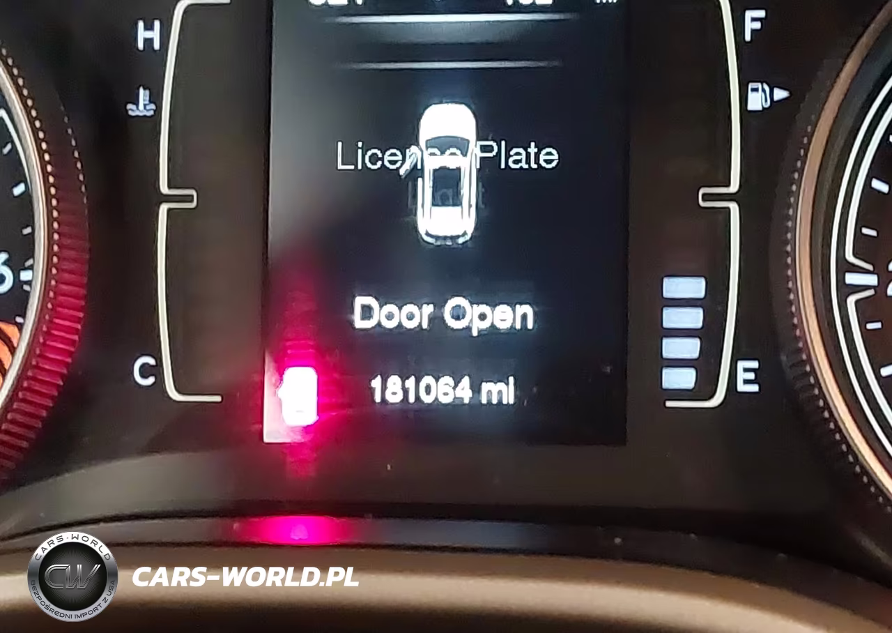 2015 Jeep Cherokee Latitude VIN:1C4PJLCB4FW694725 - 16