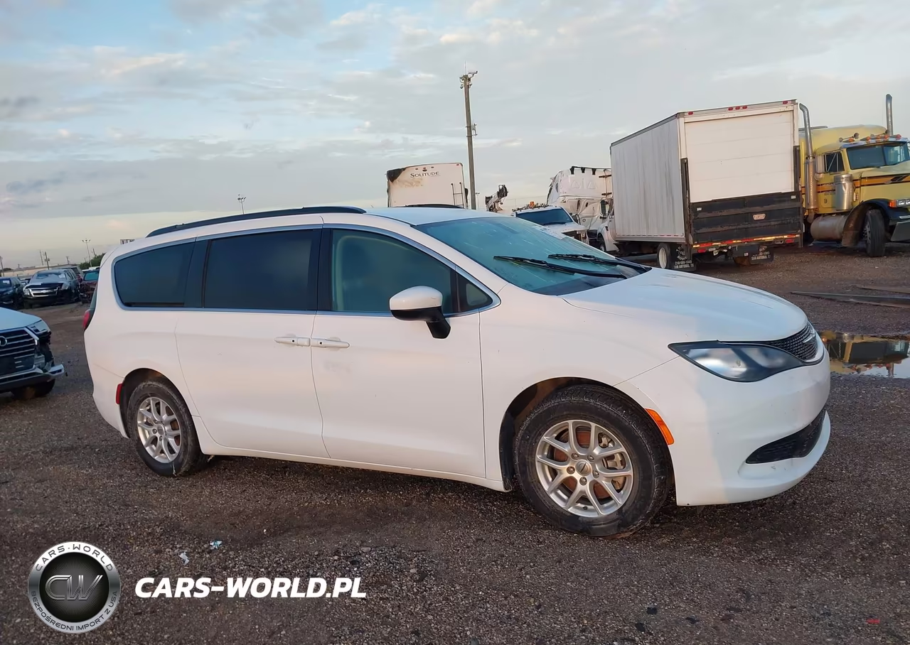 2021 Chrysler Voyager Lxi VIN:2C4RC1DG1MR533014 - 13