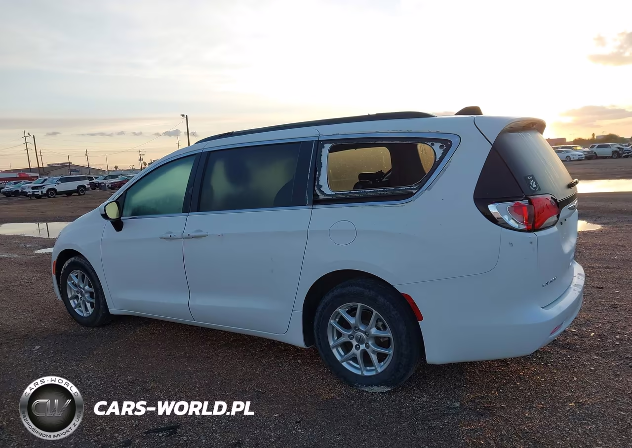 2021 Chrysler Voyager Lxi VIN:2C4RC1DG1MR533014 - 14