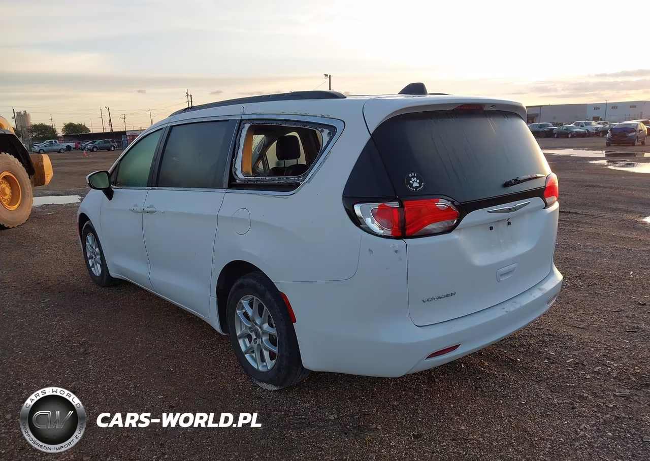 2021 Chrysler Voyager Lxi VIN:2C4RC1DG1MR533014 - 3