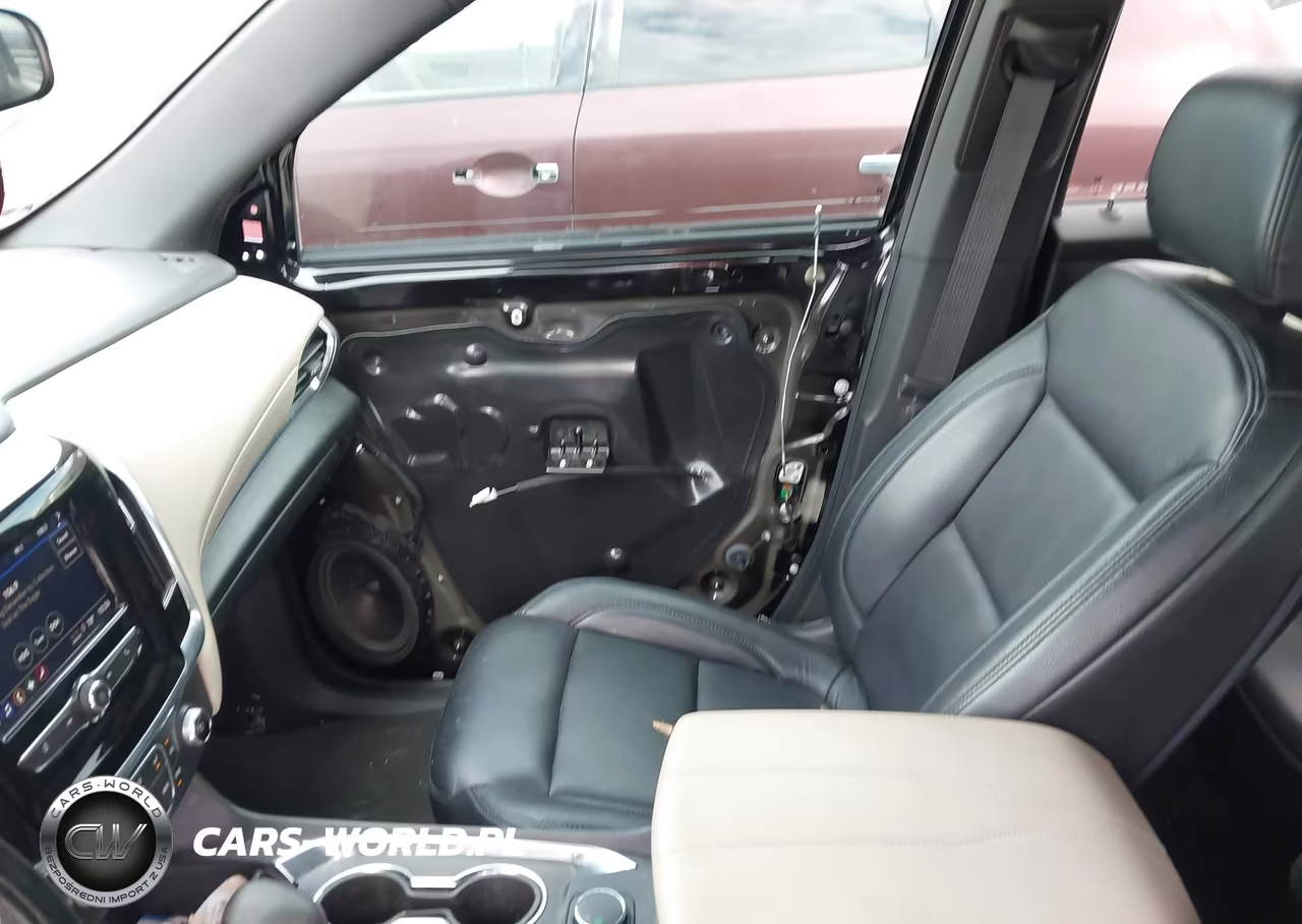 2023 Chevrolet Traverse Fwd Ls VIN:1GNERFKW5PJ319924 - 5