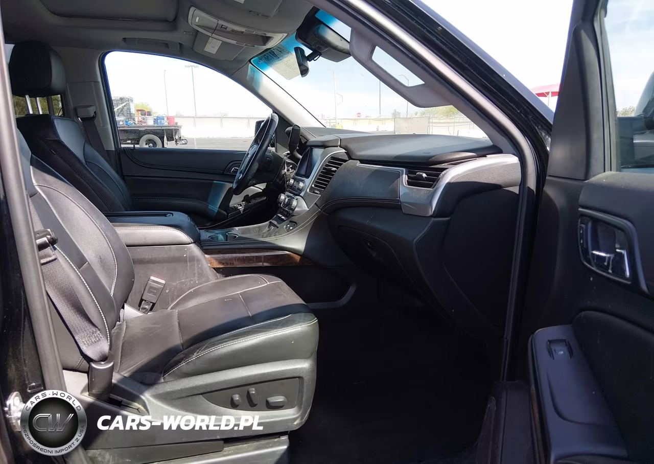 2017 Chevrolet Suburban Lt VIN:1GNSKHKC6HR387385 - 5
