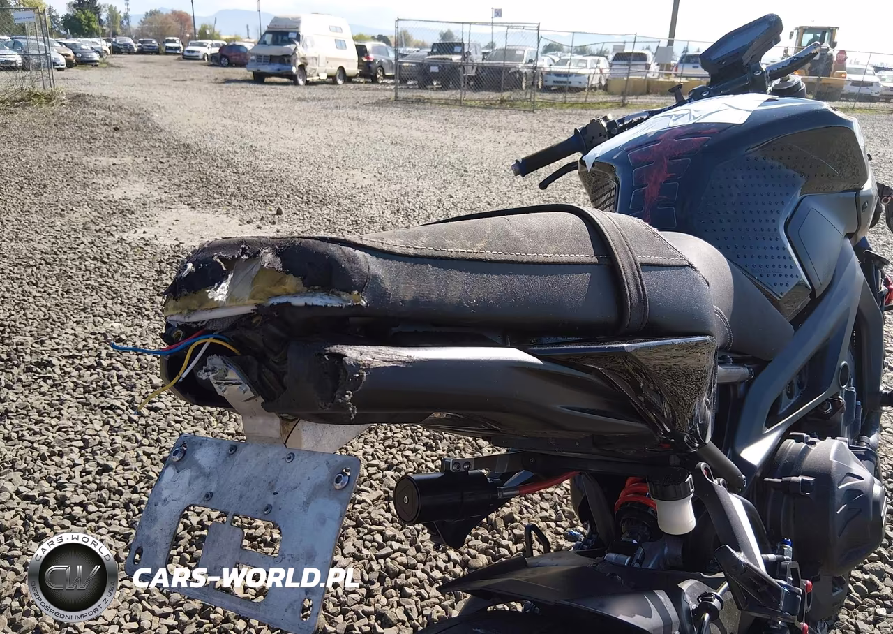 2016 Yamaha Fz09 VIN:JYARN33E6GA010209 - 15