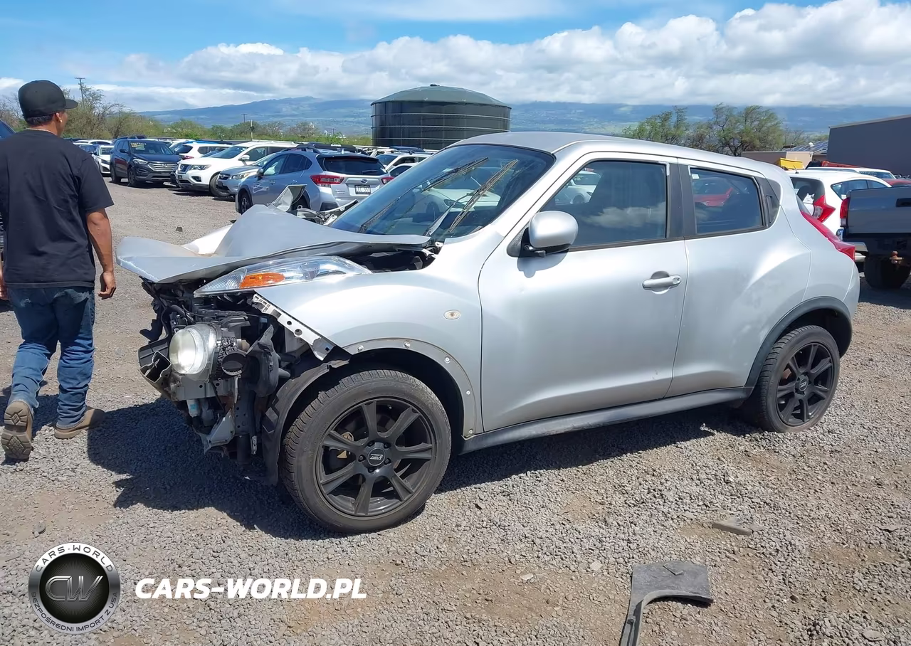 2014 Nissan Juke S VIN:JN8AF5MR6ET453168 - 2