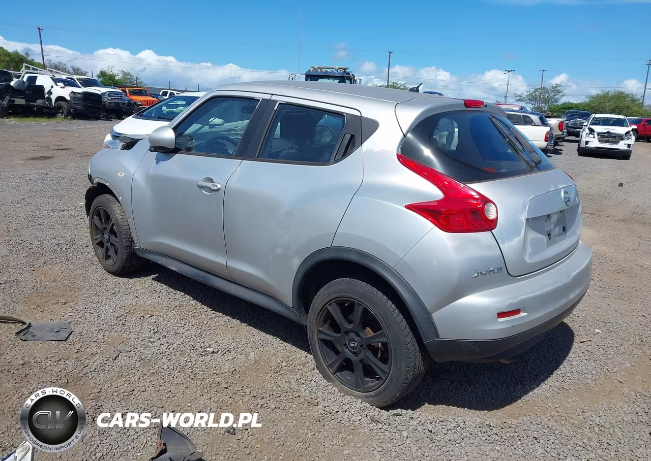 2014 Nissan Juke S VIN:JN8AF5MR6ET453168 - 3