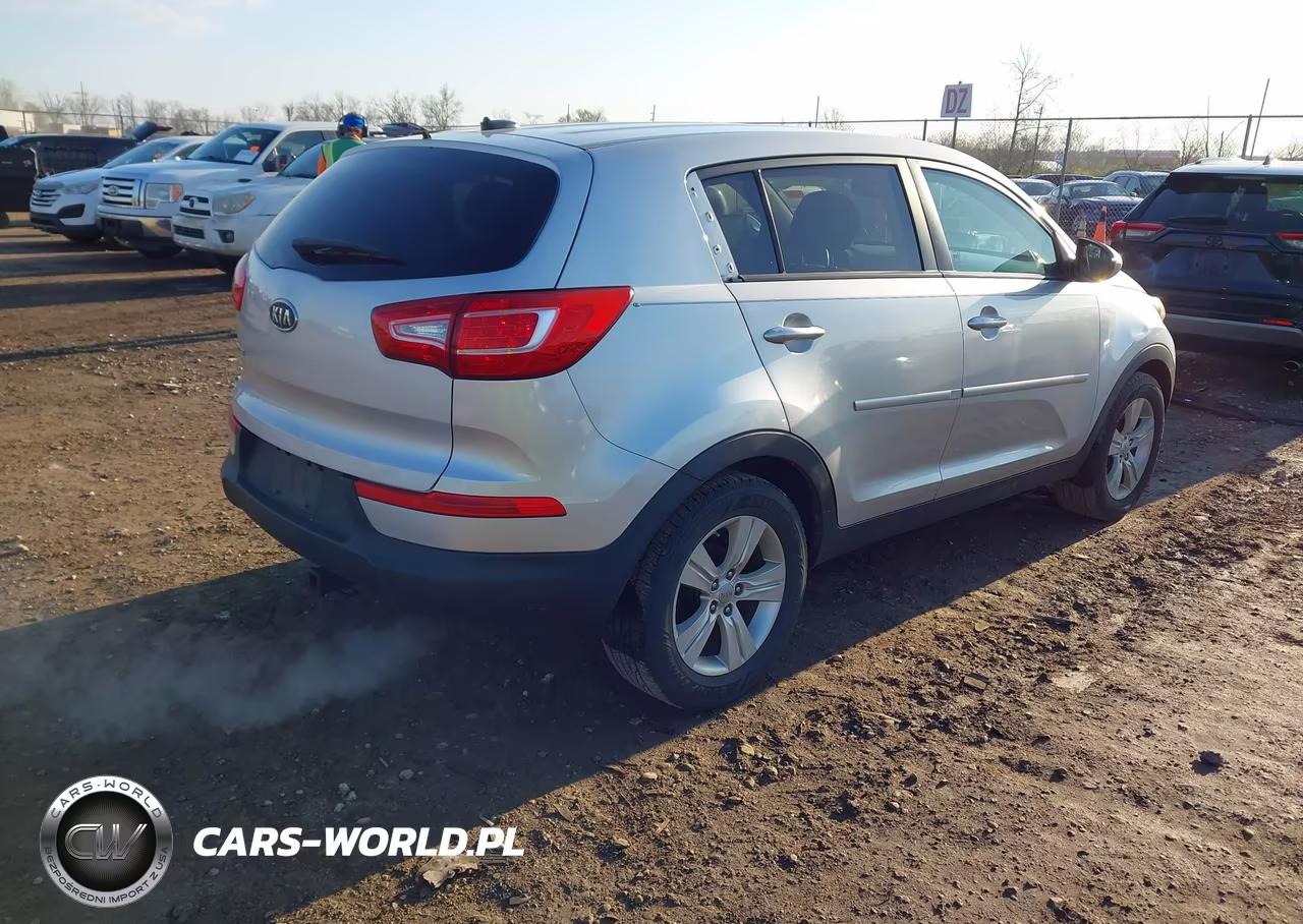 2012 Kia Sportage Lx VIN:KNDPB3A29C7267854 - 4