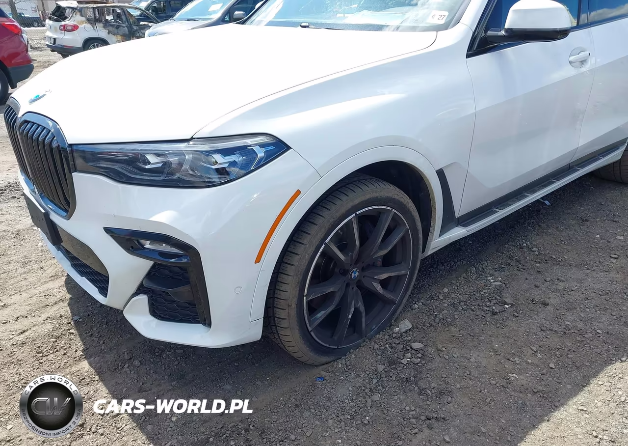 2022 BMW X7 xDrive40I VIN:5UXCW2C06N9M03095 - 6