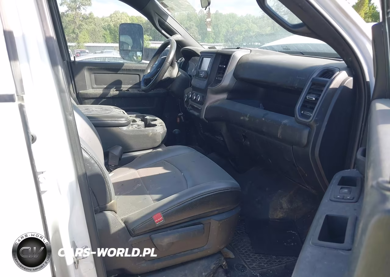 2021 Ram 2500 Tradesman 4X4 8' Box VIN:3C6UR5HJ9MG509191 - 5