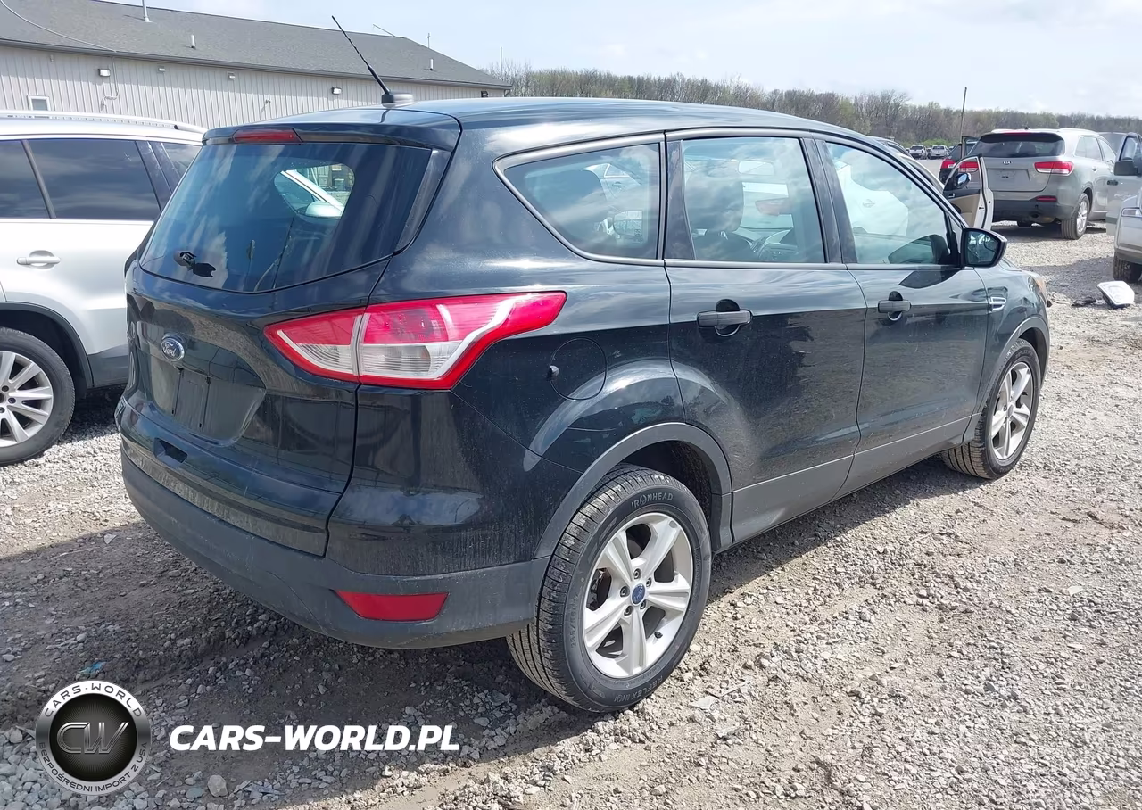 2014 Ford Escape S VIN:1FMCU0F72EUE24653 - 4
