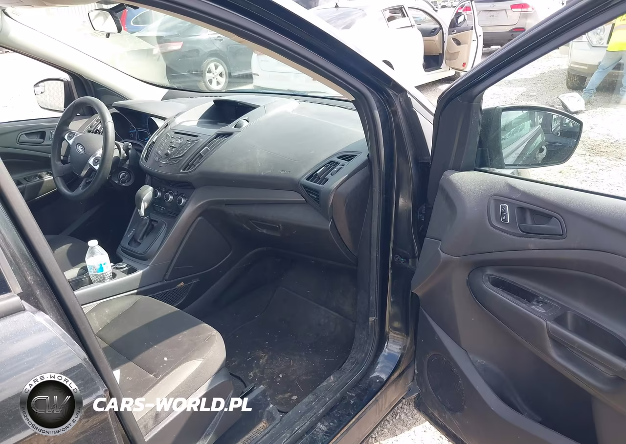2014 Ford Escape S VIN:1FMCU0F72EUE24653 - 5