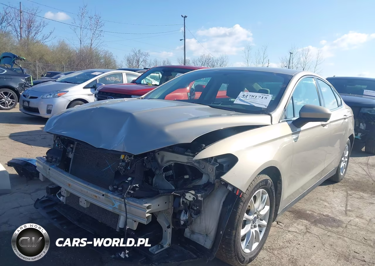 2015 Ford Fusion S VIN:3FA6P0G70FR204174 - 6
