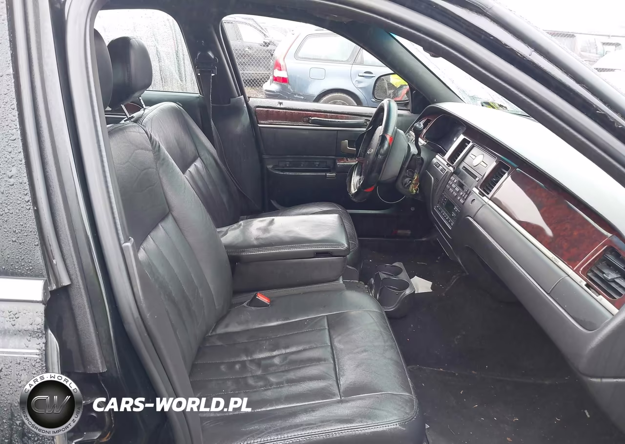 2007 Lincoln Town Car Executive L VIN:1LNHM84W87Y608148 - 5