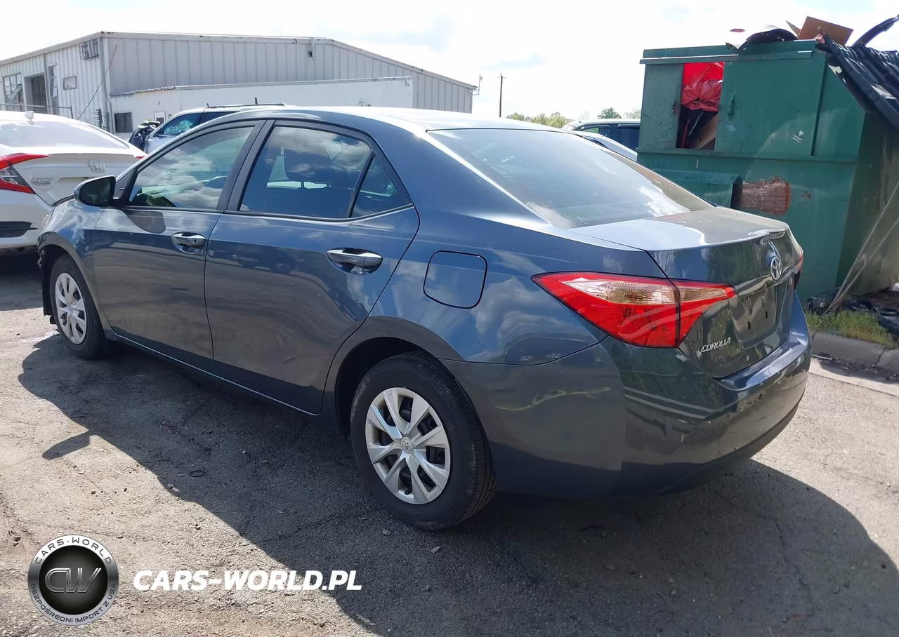 2019 Toyota Corolla L VIN:2T1BURHE2KC187946 - 3