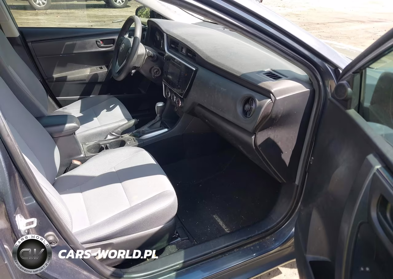2019 Toyota Corolla L VIN:2T1BURHE2KC187946 - 5