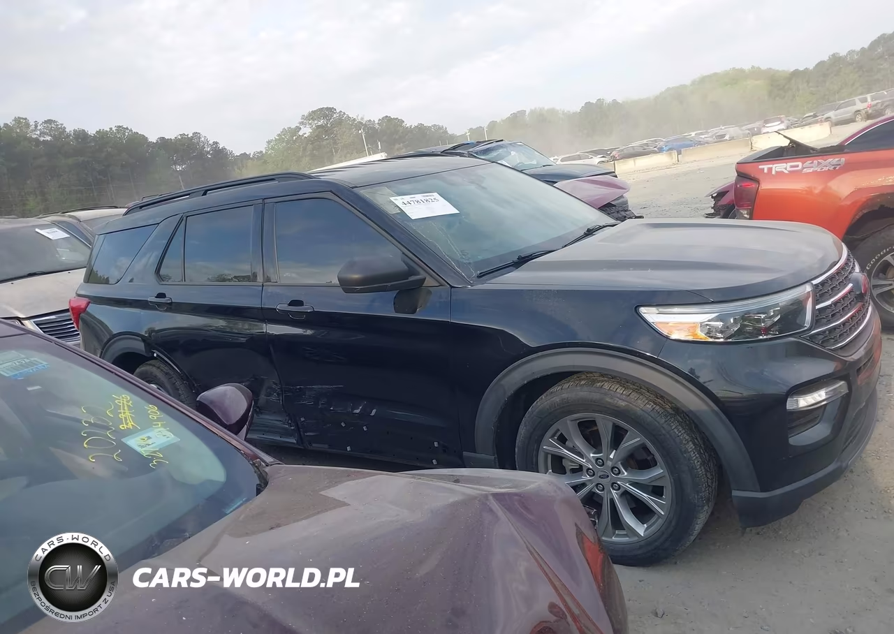 2020 Ford Explorer Xlt VIN:1FMSK7DH1LGB60519 - 13