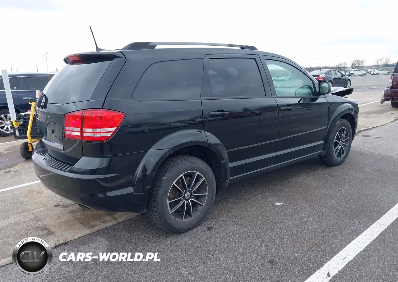 2018 Dodge Journey Se VIN:3C4PDCAB9JT429128 - 4