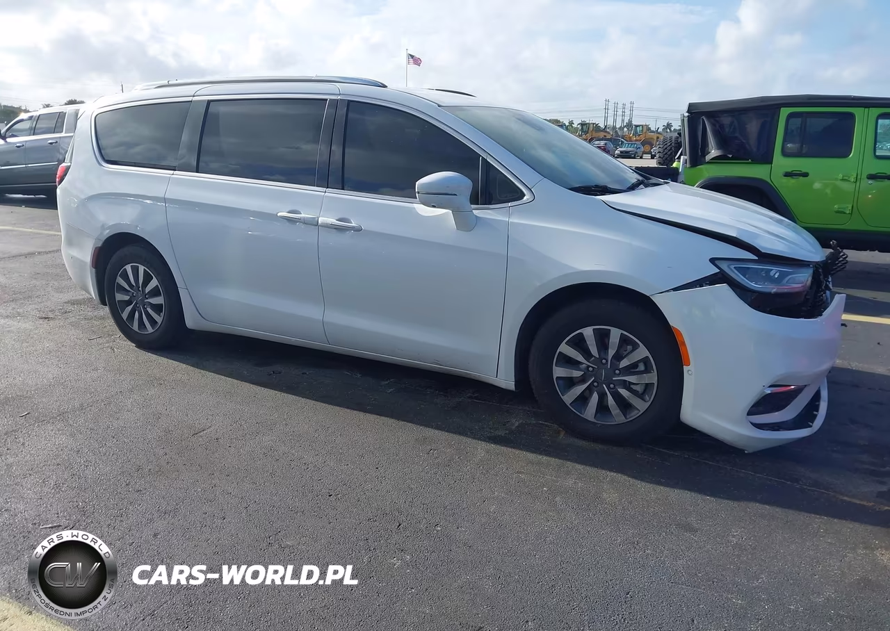 2021 Chrysler Pacifica Hybrid Touring L