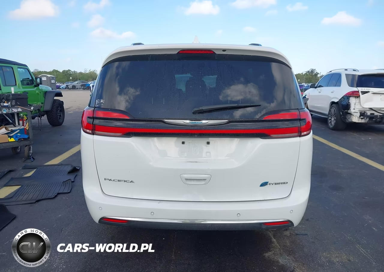 2021 Chrysler Pacifica Hybrid Touring L VIN:2C4RC1L77MR577021 - 16