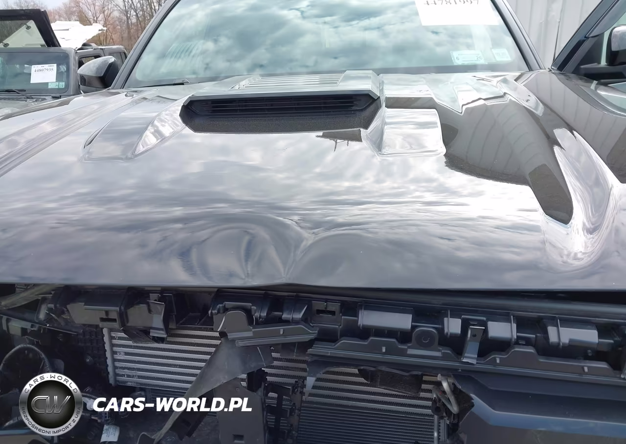 2025 Toyota Tacoma Trd Sport VIN:3TMLB5JN7SM172122 - 10