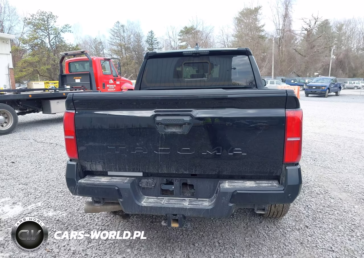 2025 Toyota Tacoma Trd Sport VIN:3TMLB5JN7SM172122 - 16