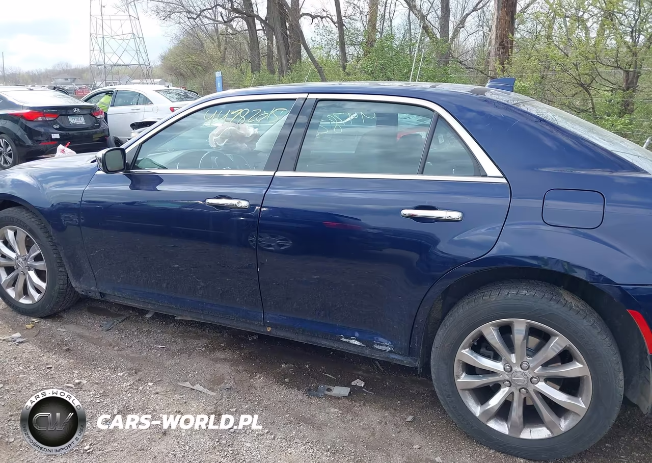 2016 Chrysler 300C Awd VIN:2C3CCAKG8GH261715 - 14