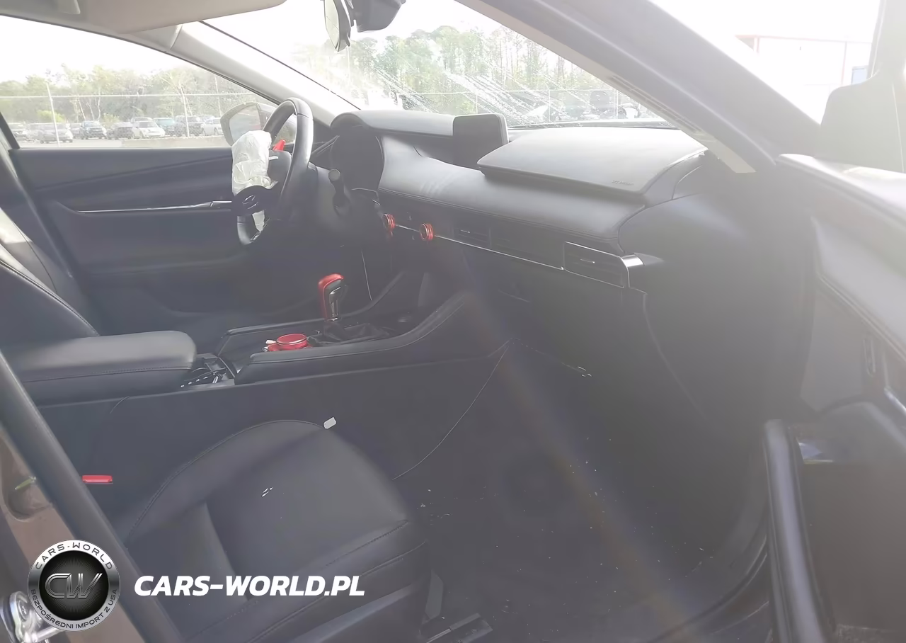 2025 Mazda Mazda3 2.5 S Preferred VIN:JM1BPACM3S1762566 - 5