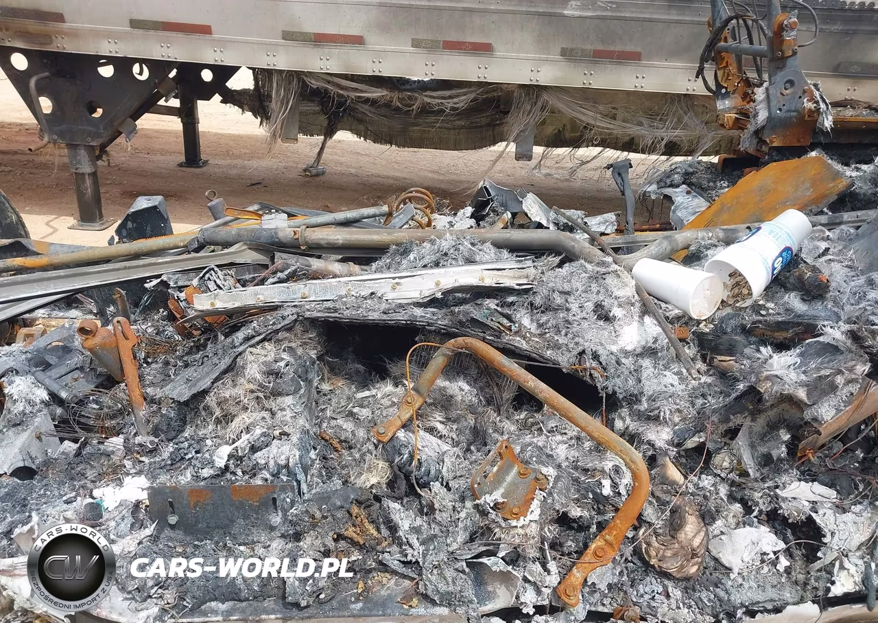 2019 Kenworth T680 VIN:1XKYDP9X7KJ229082 - 7