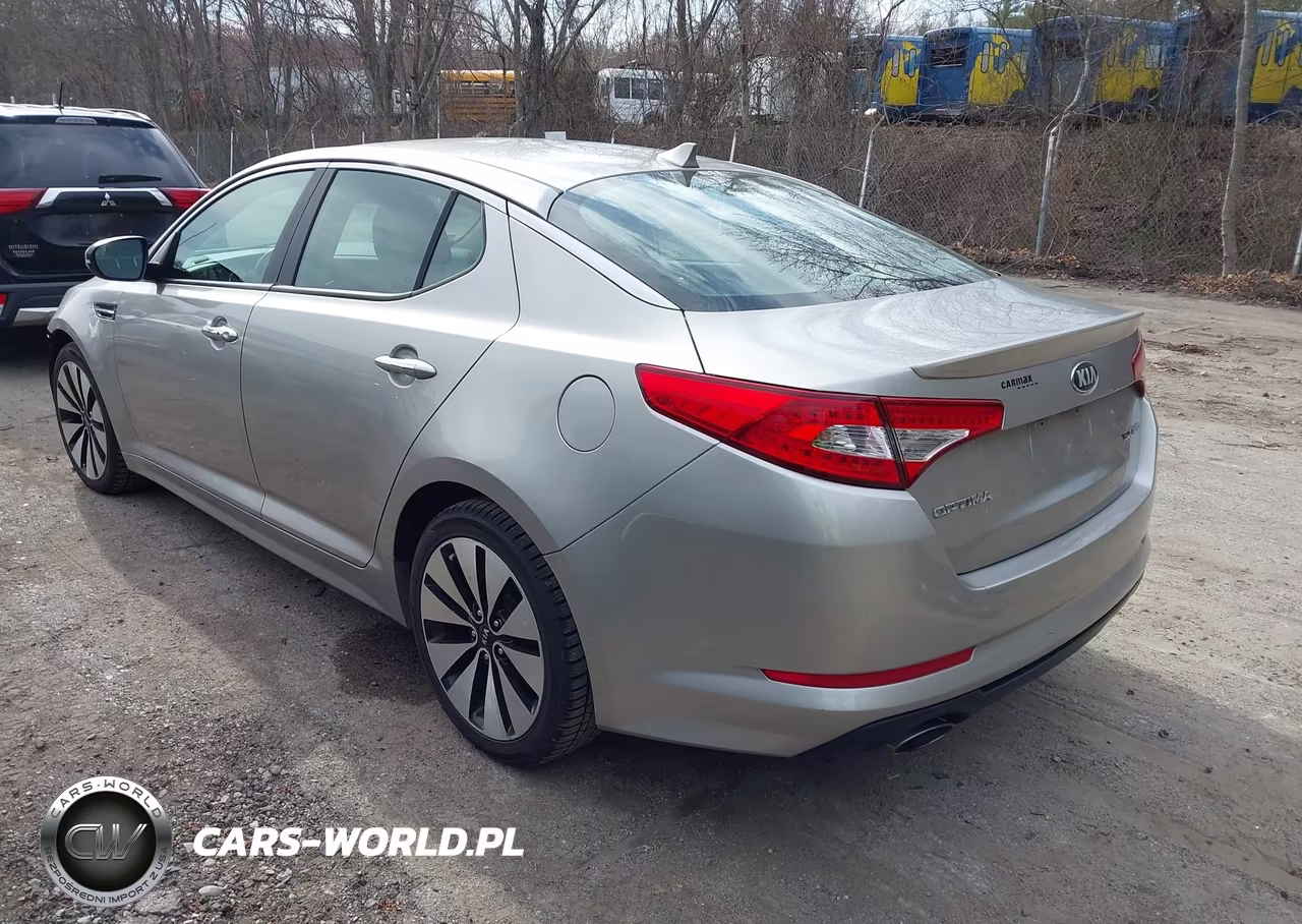 2013 Kia Optima Sx VIN:5XXGR4A63DG134536 - 3