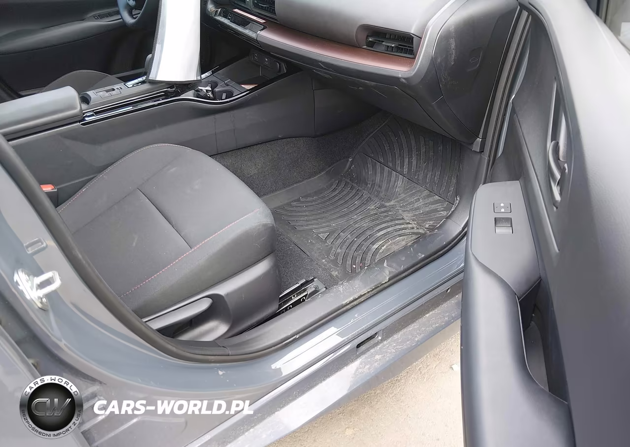 2024 Toyota Prius Prime Se VIN:JTDACACU2R3039393 - 5